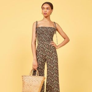 REFORMATION 🍒🦋 MAXWELL JUMPSUIT in “Tuesday”